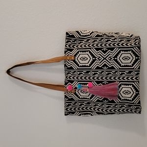 AZTEC Print Tote